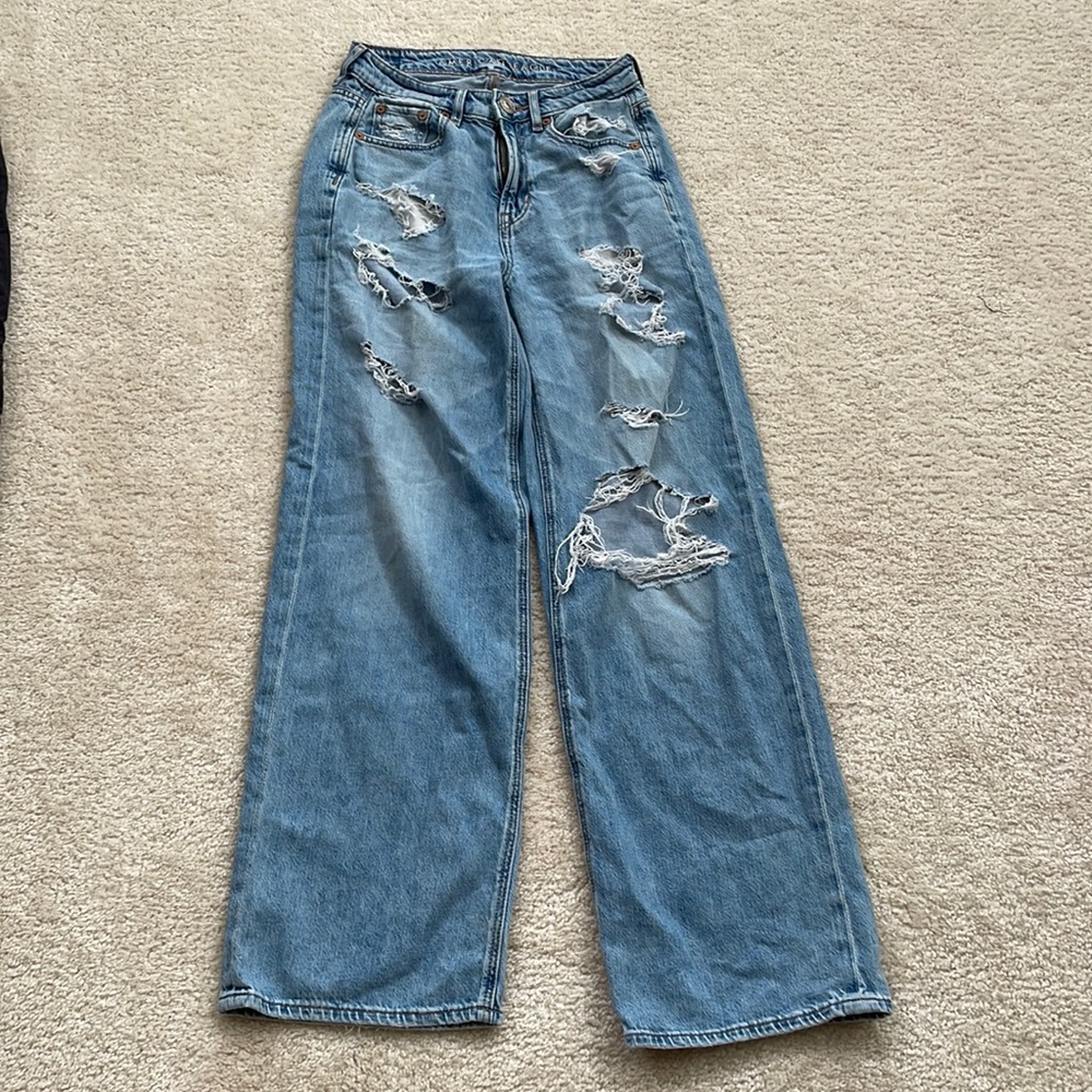 American eagle ripped jeans high waisted